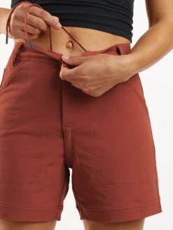 Wiz Shorts 5" 15 Wiz Shorts 5" -Title Nine Sales 100106 06