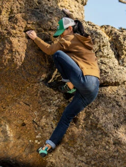 Mighty Hoodie Pullover 13 Mighty Hoodie Pullover -Title Nine Sales 100946 05