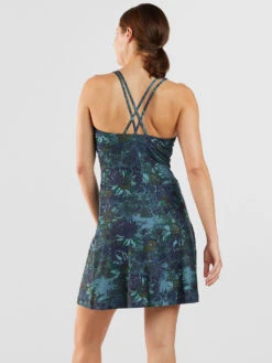 Yes Dress - Bali -Title Nine Sales 120103 04