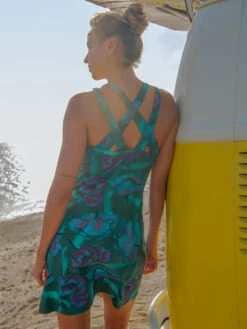 Cirque De La Vie Dress - Water Lily 17 Cirque De La Vie Dress - Water Lily -Title Nine Sales 120110 07