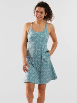 Yes Dress - Laguna 16 Yes Dress - Laguna -Title Nine Sales 120113 06