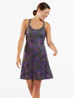 Yes Dress - Chili Blossom -Title Nine Sales 121015 03