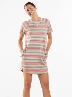 Hideaway Sweatshirt Dress - Horizon Stripe 12 Hideaway Sweatshirt Dress - Horizon Stripe -Title Nine Sales 121016 03