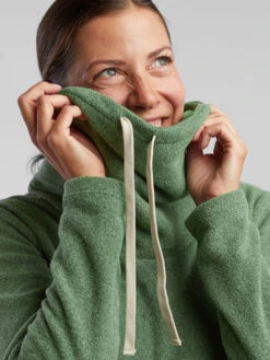 Small Batch Fleece Dress -Title Nine Sales 160801 06