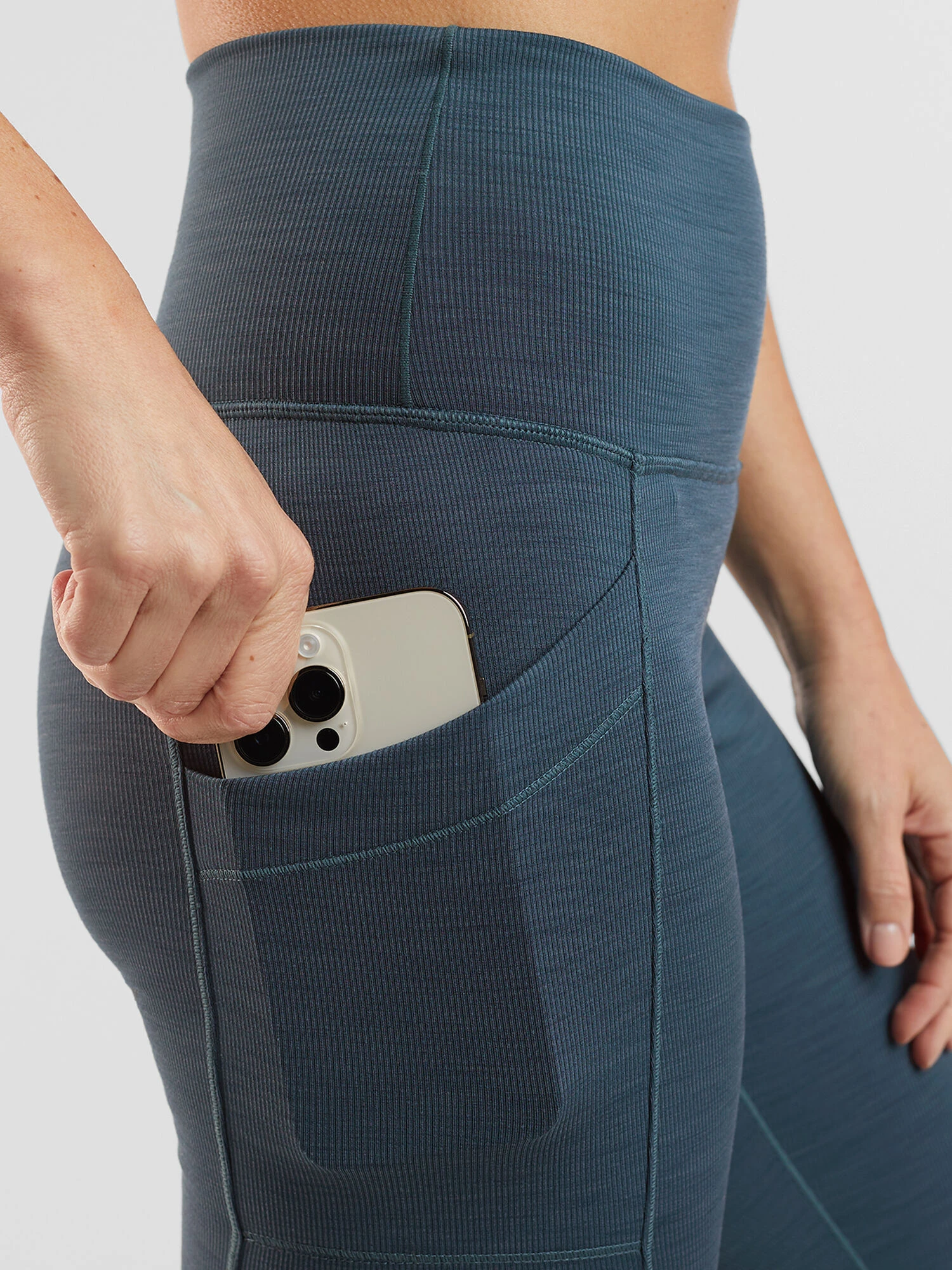 Prana Hatha 7/8 Leggings 6 Prana Hatha 7/8 Leggings - Image 4