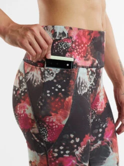 Mad Dash Reversible 7/8 Running Tights - Glacier Meadows -Title Nine Sales 231000 04