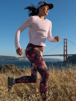Mad Dash Reversible 7/8 Running Tights - Glacier Meadows -Title Nine Sales 231000 07