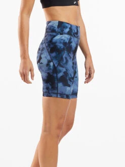 Mad Dash Reversible Shorts 7" - Aurora 13 Mad Dash Reversible Shorts 7" - Aurora -Title Nine Sales 250926 03