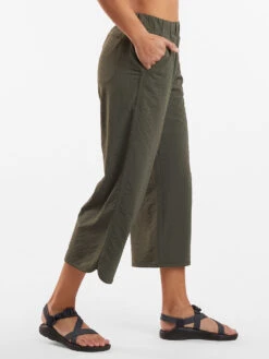 Slaycation 2.0 Cropped Pants - Textured 10 Slaycation 2.0 Cropped Pants - Textured -Title Nine Sales 270902 03