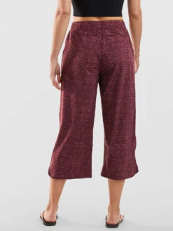 Slaycation 2.0 Cropped Pants - Aruba -Title Nine Sales 270930 04