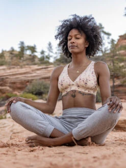 Big V Racerback Bra 9 Big V Racerback Bra -Title Nine Sales 311002 04