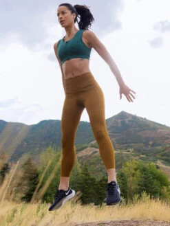 Pockito Power 2.0 Zip Front Sports Bra -Title Nine Sales 320335 05