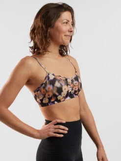 Handful Sports Bra 9 Handful Sports Bra -Title Nine Sales 321023 03