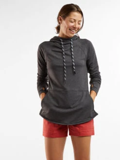 Manresa Hoodie - Solid -Title Nine Sales 520931 03