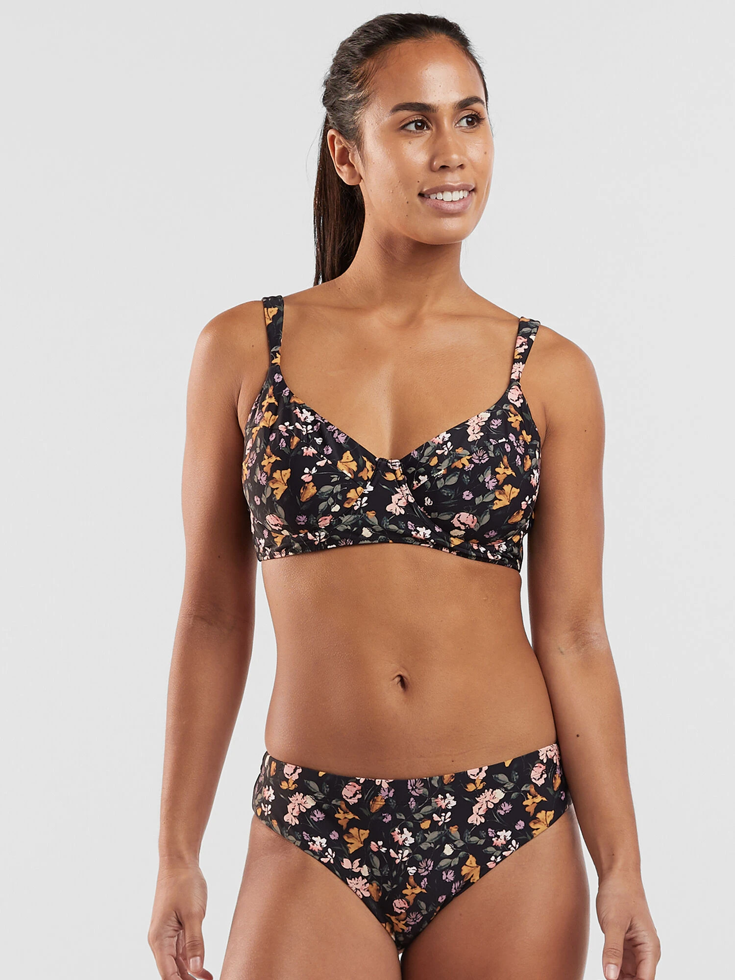 Bodacious 2.0 Underwire Bikini Top - English Garden 4 Bodacious 2.0 Underwire Bikini Top - English Garden - Image 2