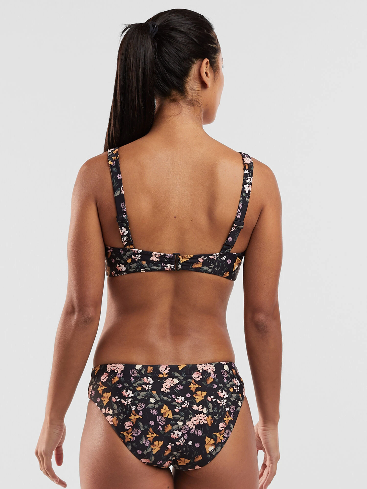 Bodacious 2.0 Underwire Bikini Top - English Garden 5 Bodacious 2.0 Underwire Bikini Top - English Garden - Image 3