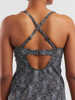 Fortuna Underwire Tankini Top - Uluwatu 16 Fortuna Underwire Tankini Top - Uluwatu -Title Nine Sales 633563 06