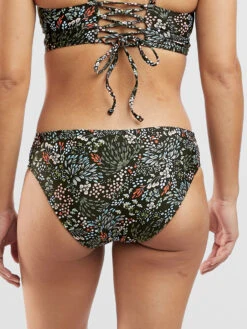Holy Grail Bikini Bottom - Giverny 8 Holy Grail Bikini Bottom - Giverny -Title Nine Sales 633566 02