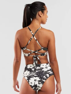 Capitola Underwire Bikini Top - Leilani -Title Nine Sales 673371 02