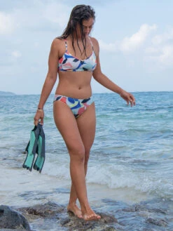 Tidal Reversible Bikini Bottom - Summer -Title Nine Sales 673378 04